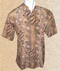 Baju Batik Pria Motif Uliran Bunga Dominan Emas Krem , Tetanaman Ulir